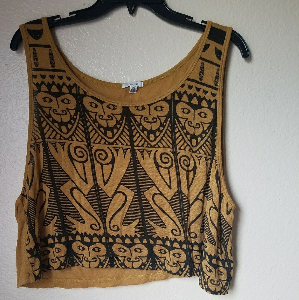 I love H81 brown crop top